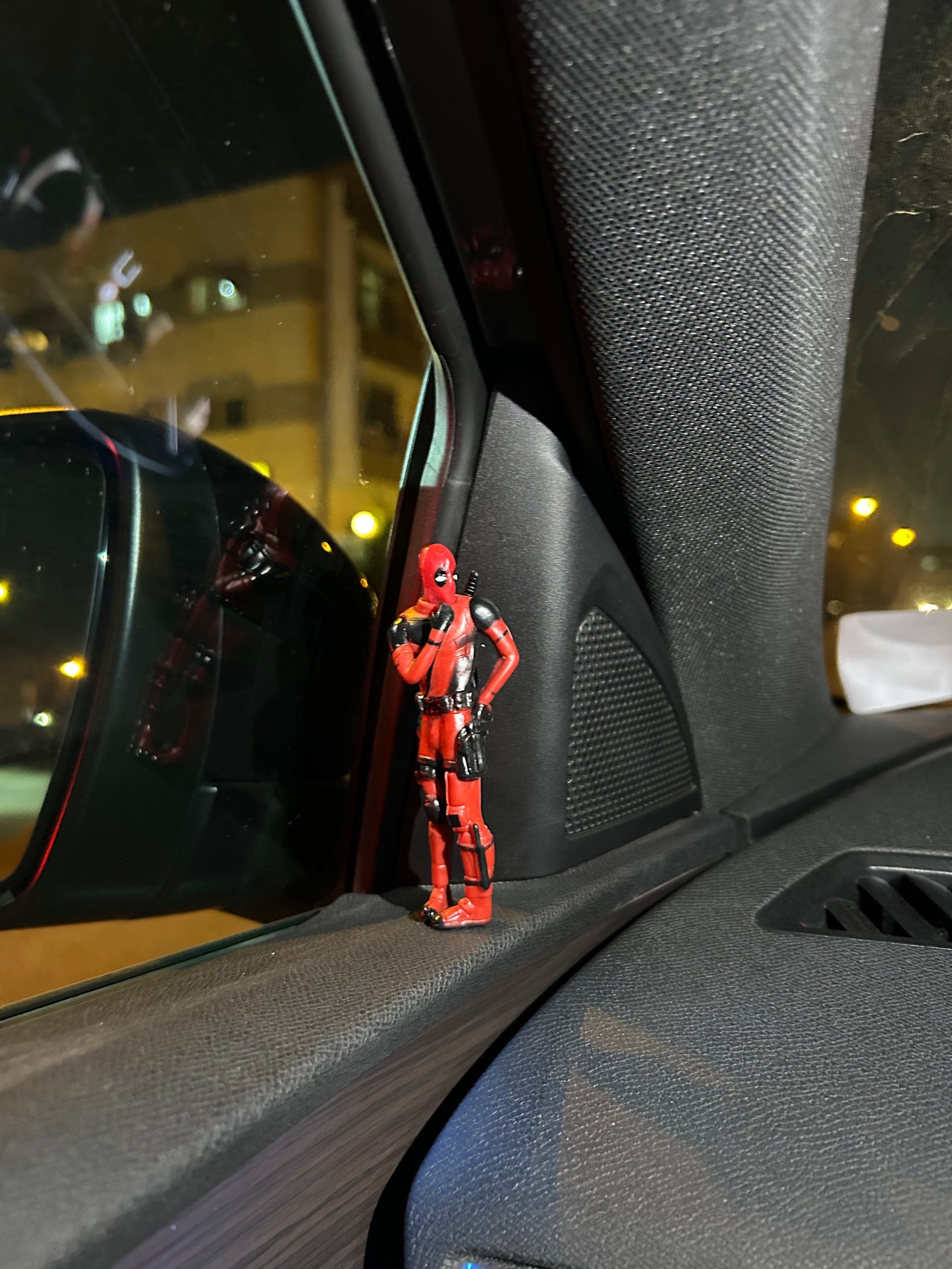 Deadpool Car Figure VI