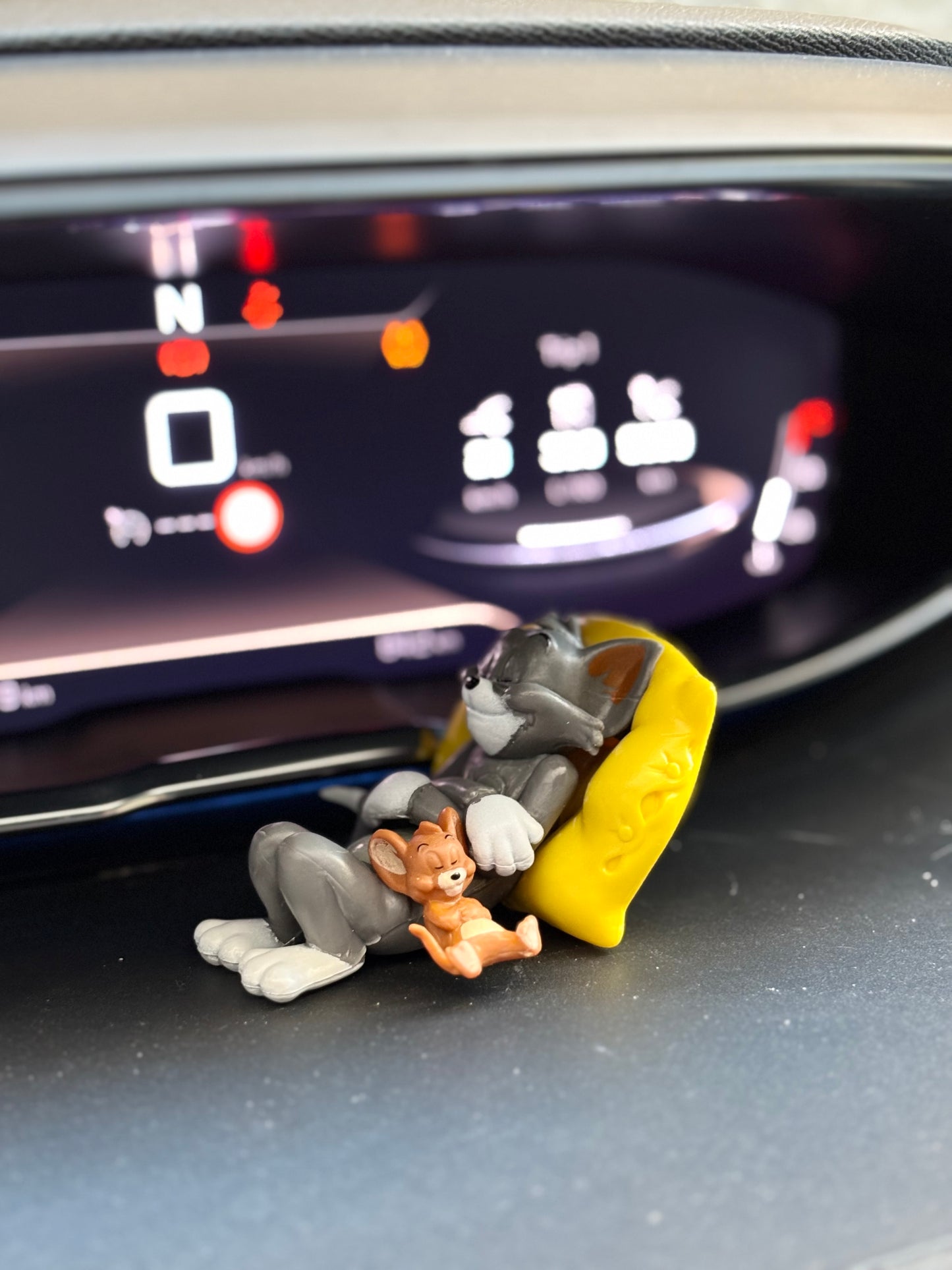 Tom & Jerry Car Figure